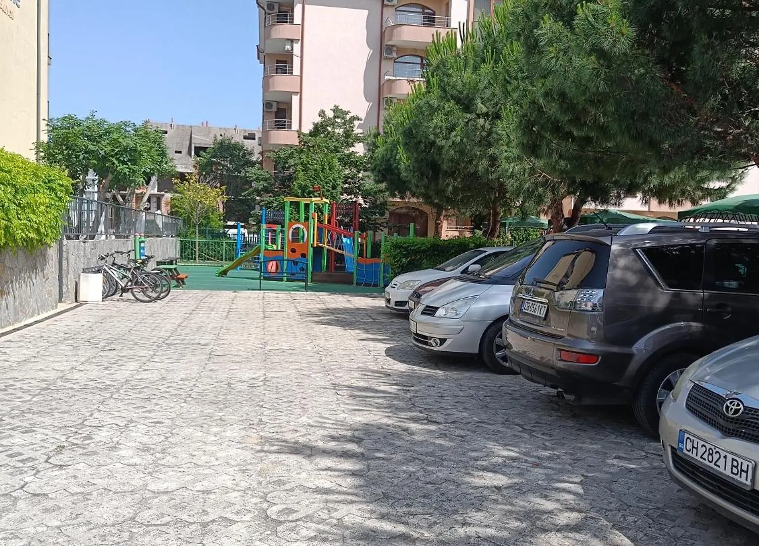 Rose Residence Sunny Beach Apart Otel